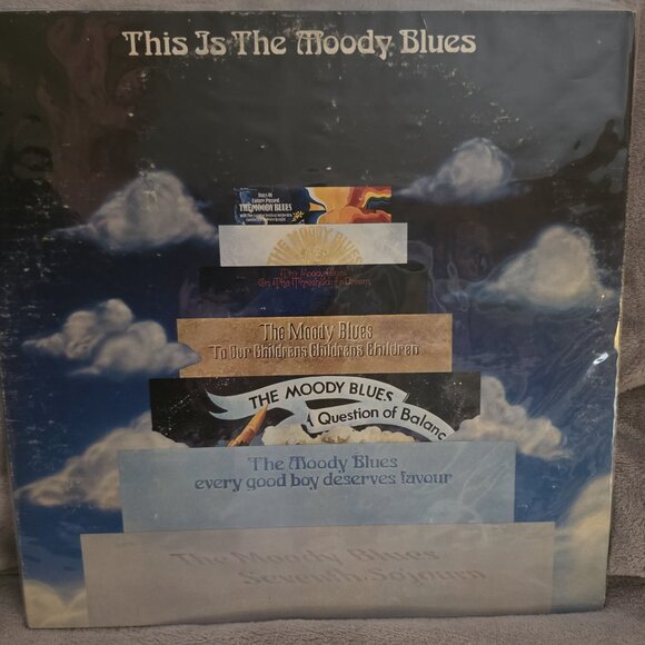 This Is The Moody Blues (double vinyl albums) - Picture 1 of 9